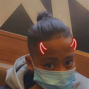 Meet your Posher, Roberto jr.